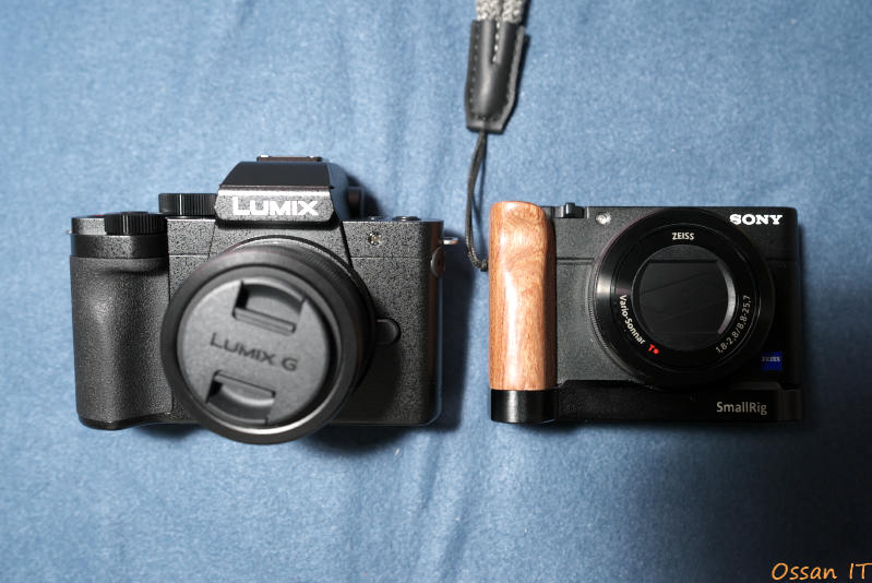 左が「G100D」右が「RX100M3」、ただし「RX100M3」にはL型のグリップを装着している、この状態で軍艦部以外は同じようなサイズ感だ